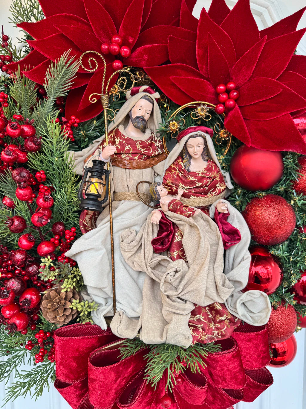 Guirlanda De Natal Sagrada Família C/ Led 65cm vermelho intenso