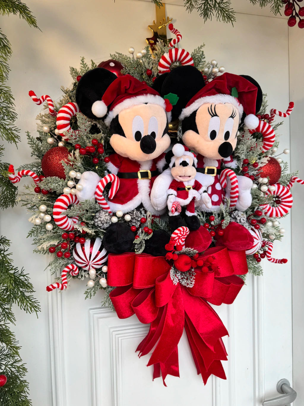 Guirlanda De Natal Família Disney 65cm C/ Led